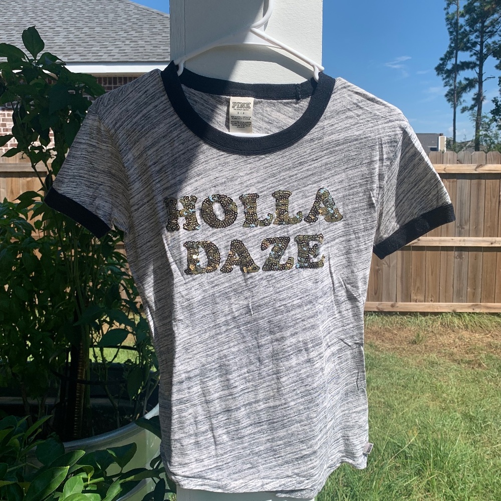 PINK S/P Grey Graphic T “Holla Daze”
